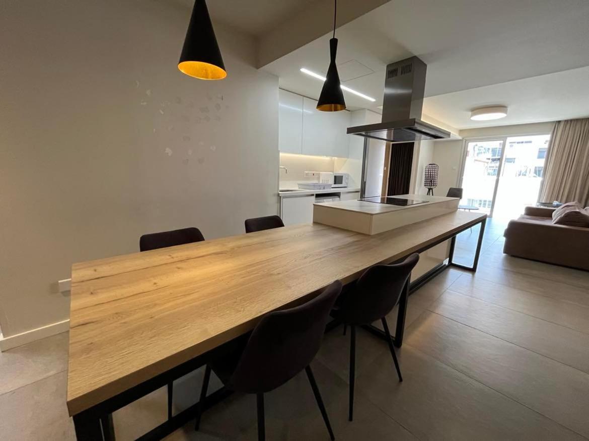 Central Business Suites Nicosia - Araouzou By Platform 357 Экстерьер фото